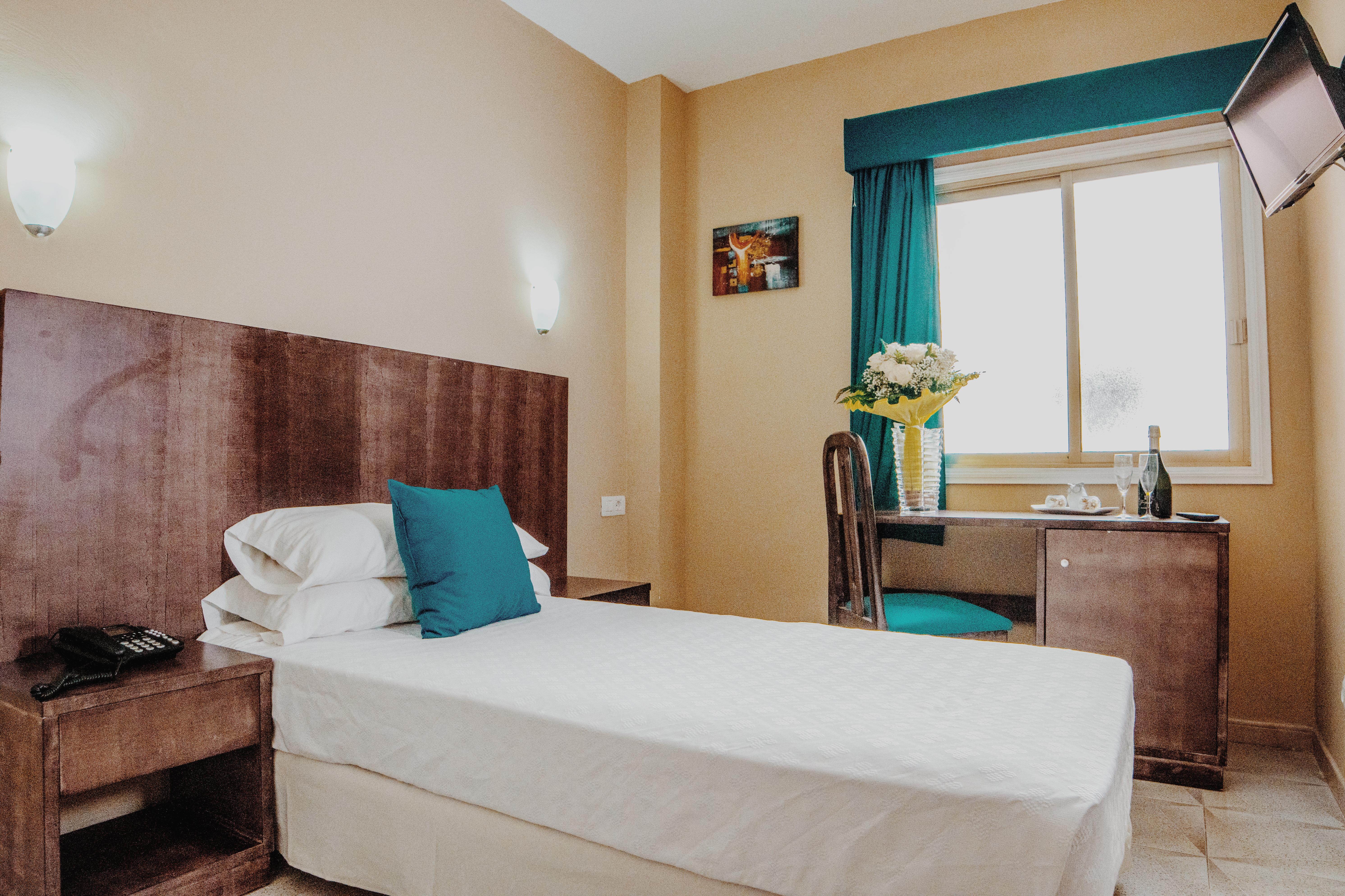 סן איסידרו Hotel Aeropuerto Sur מראה חיצוני תמונה